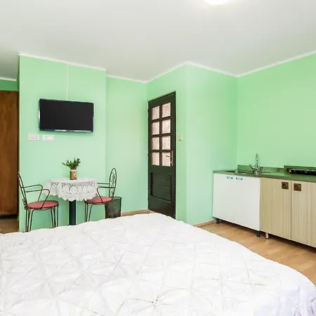 Апартаменты Cozy In Starigrad With House Sea View
