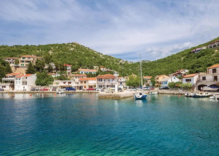Apartman Beautiful In Starigrad